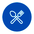 Comidas y bebidas Una cuchara y un tenedor blancos cruzados dentro de un botón circular azul con un fino borde blanco.